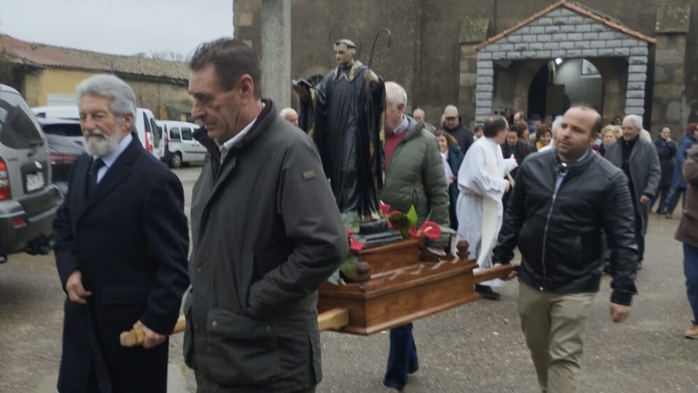 Casillas de Flores celebran a San Mauro Abad