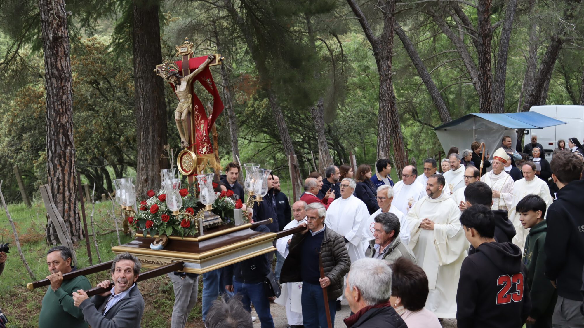 Misa en honor al Cristo de la Luz en el Zarzoso