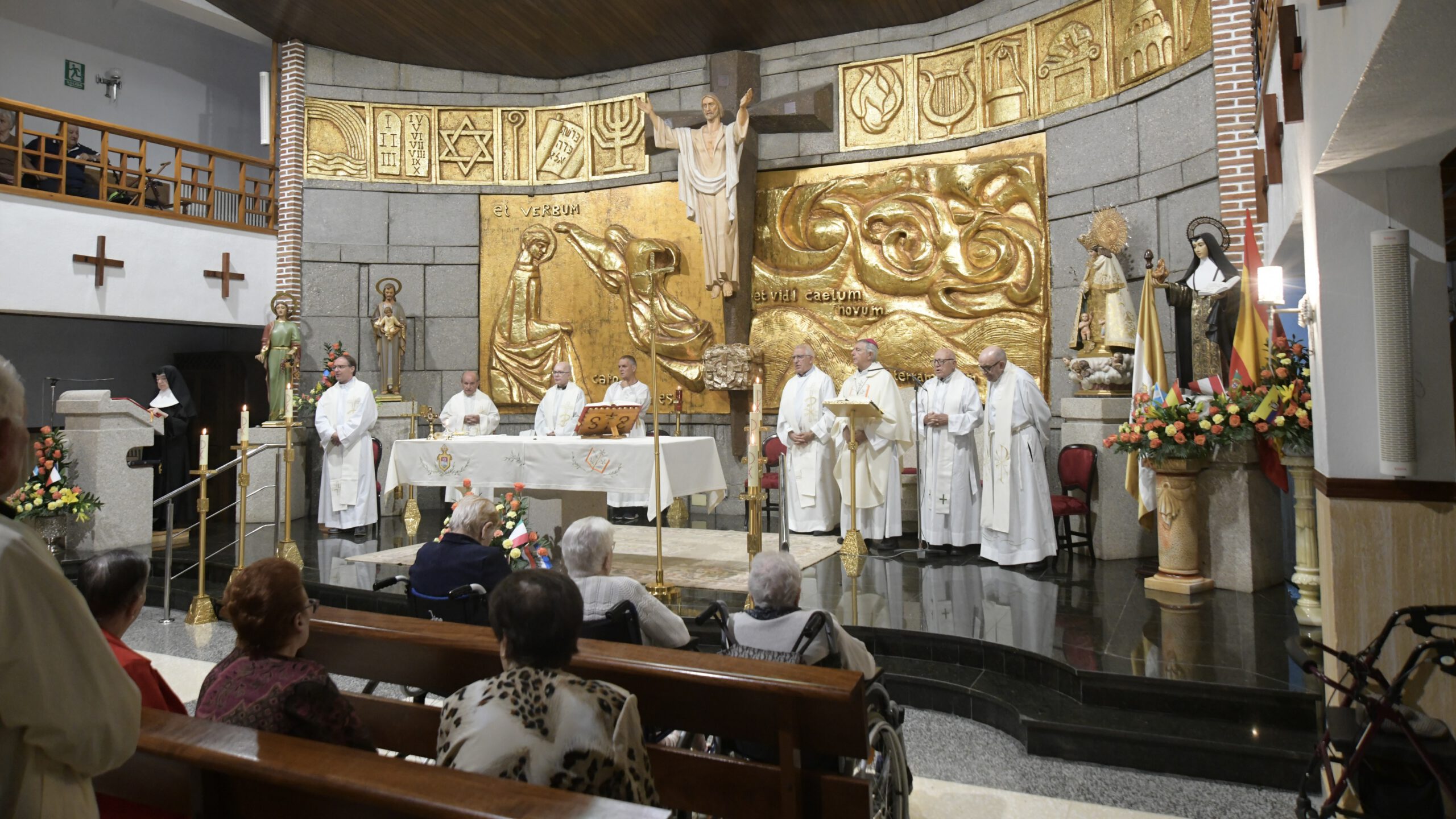 Celebración eucaristía en la Residencia San José con motivo de la fiesta de Santa Teresa de Jesús Jornet.